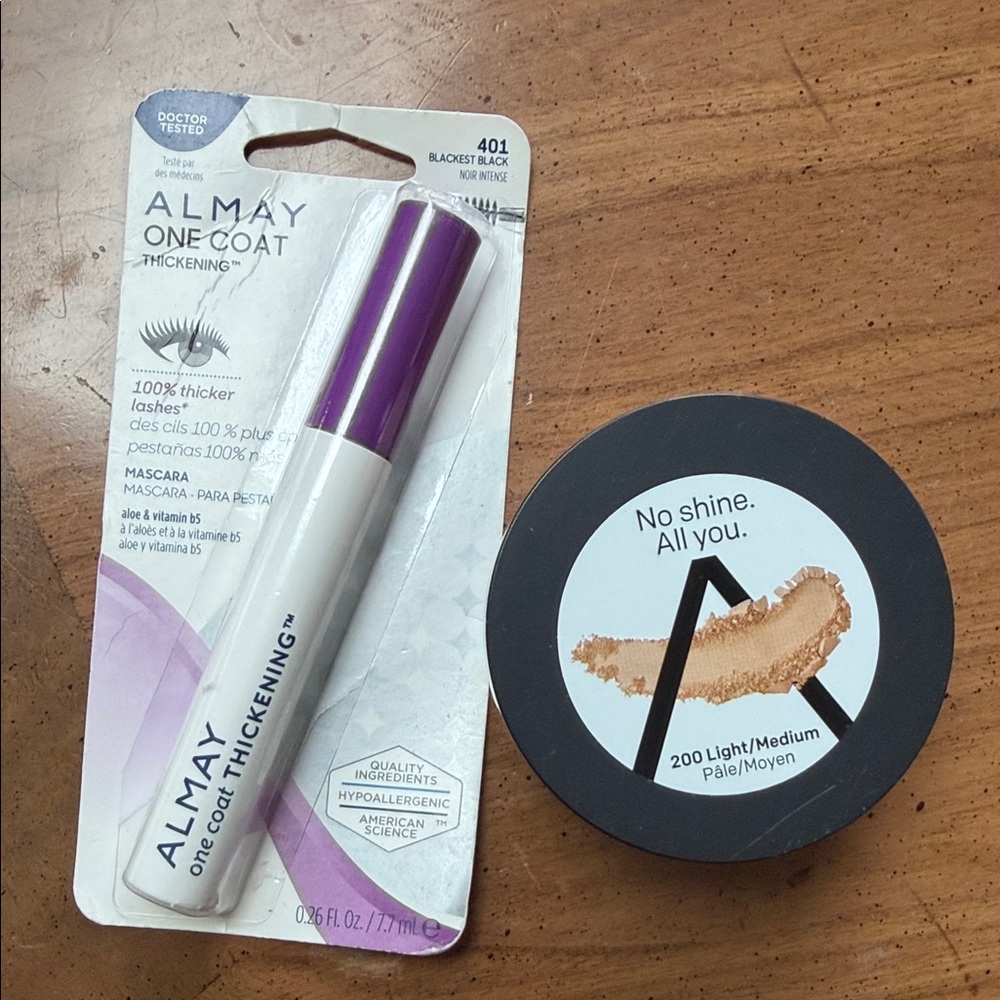 Almay One Coat Thickening Mascara and No Shine Powder Set